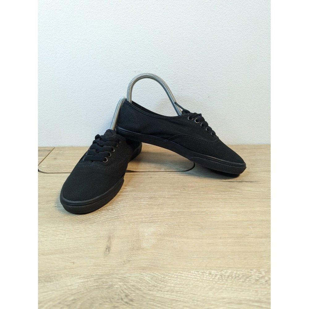 VANS TB9C Off the Wall Skate Sneaker ~ black ~ 6.5 Womens/5 Mens